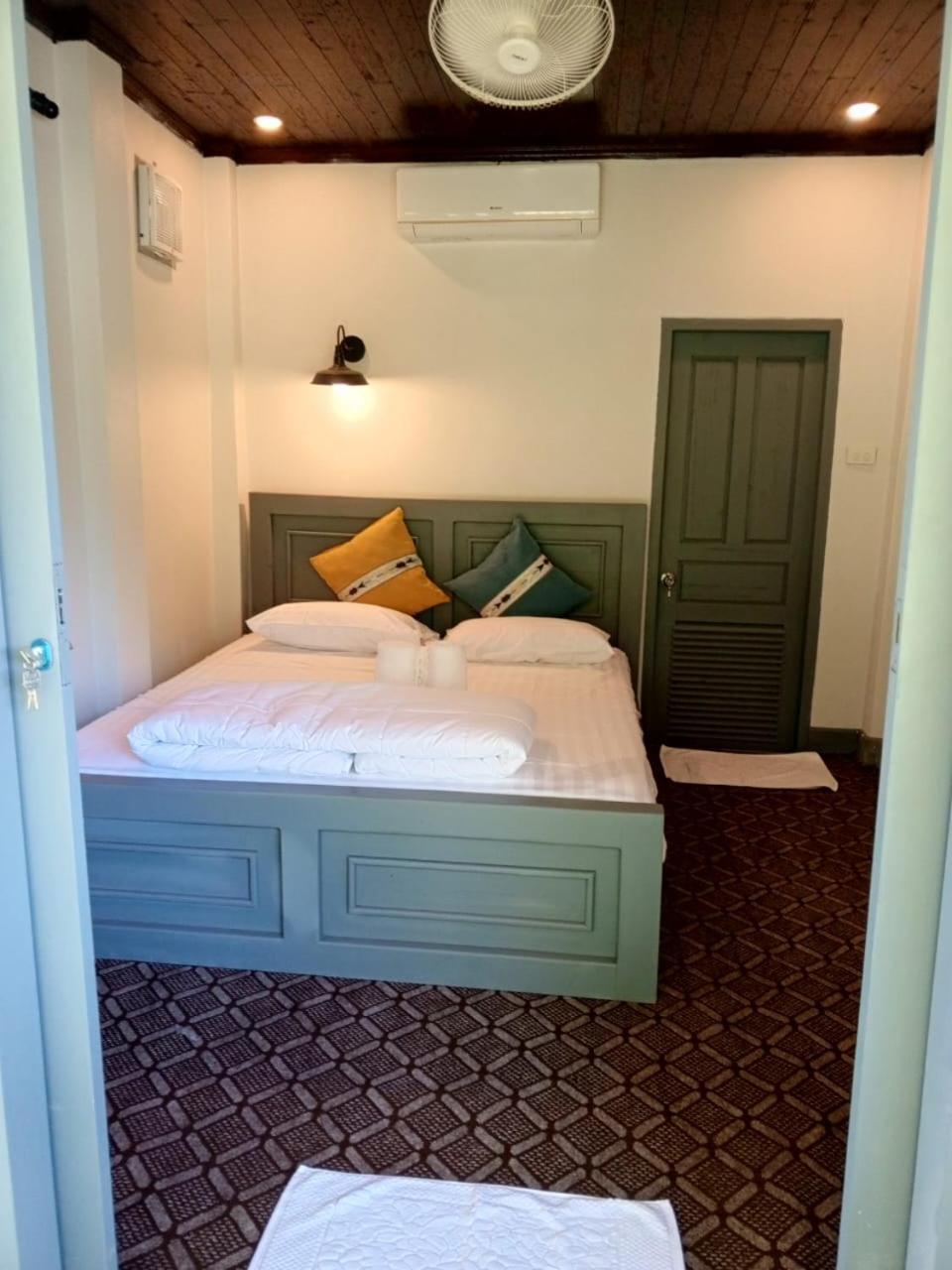 Dokchampa River View Villa Nongkhiaw Екстериор снимка