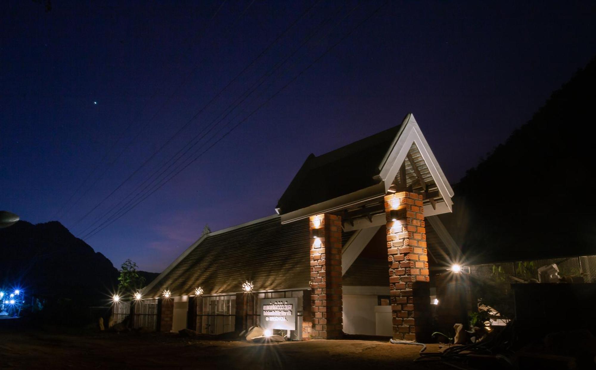 Dokchampa River View Villa Nongkhiaw Екстериор снимка