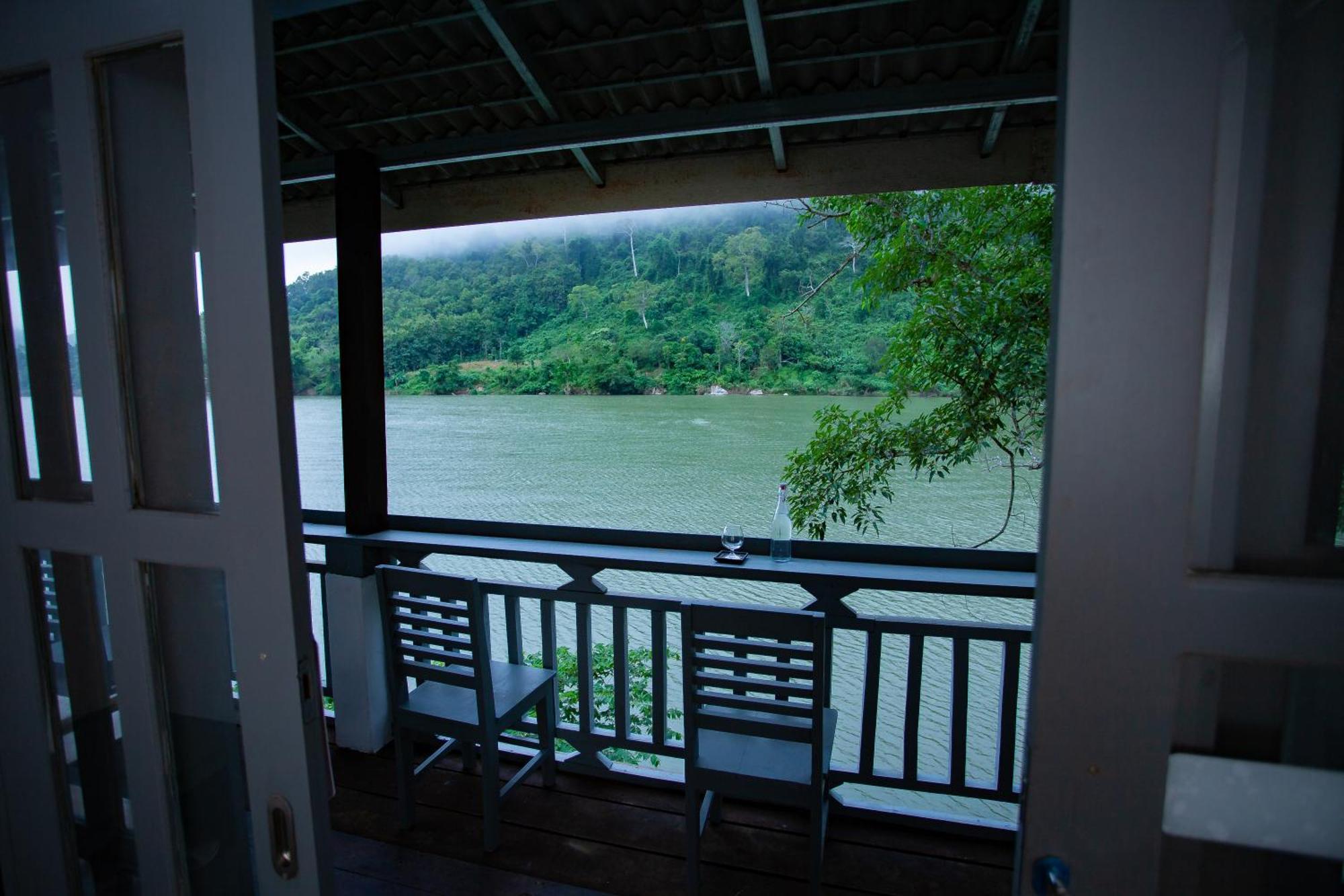Dokchampa River View Villa Nongkhiaw Екстериор снимка