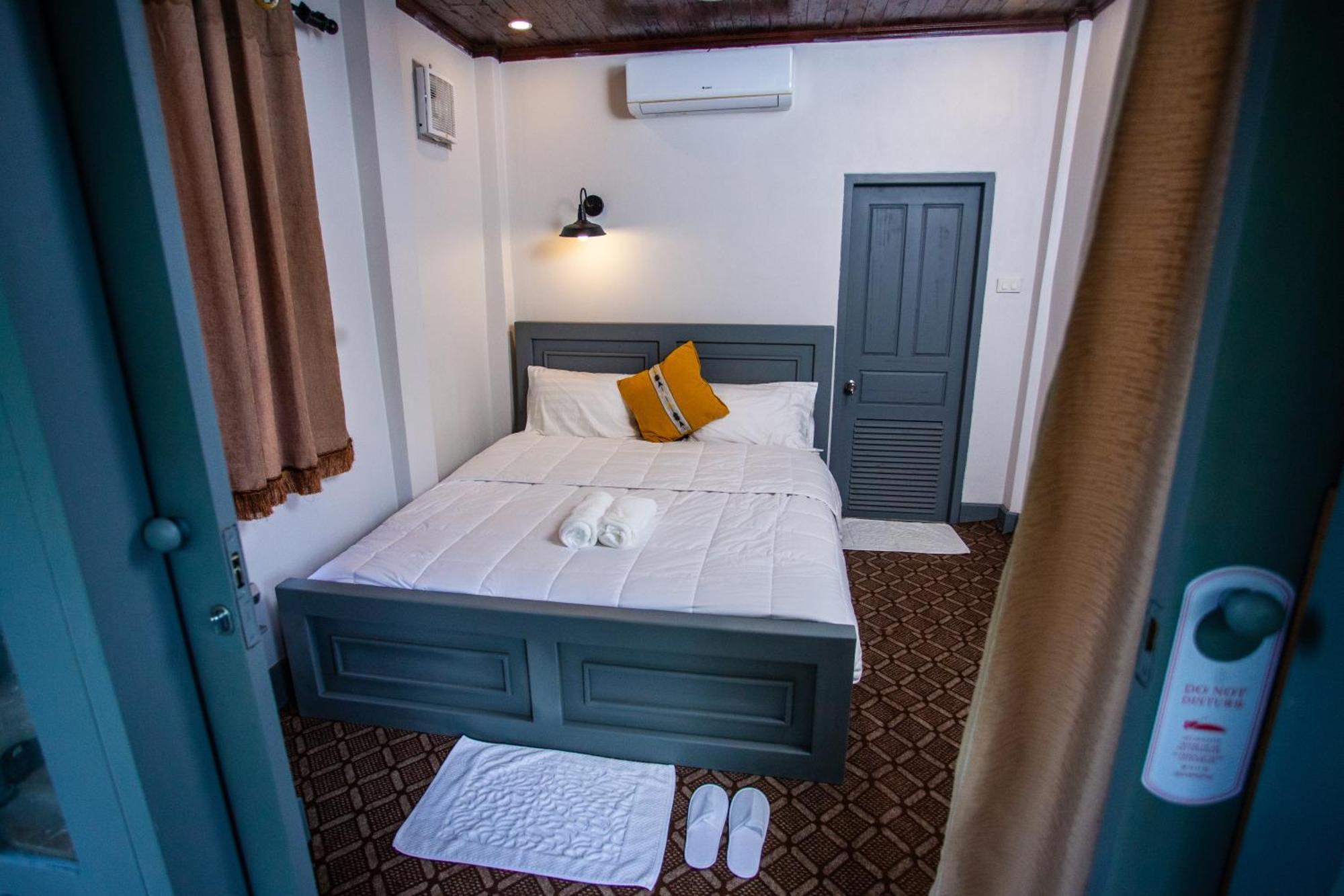 Dokchampa River View Villa Nongkhiaw Екстериор снимка